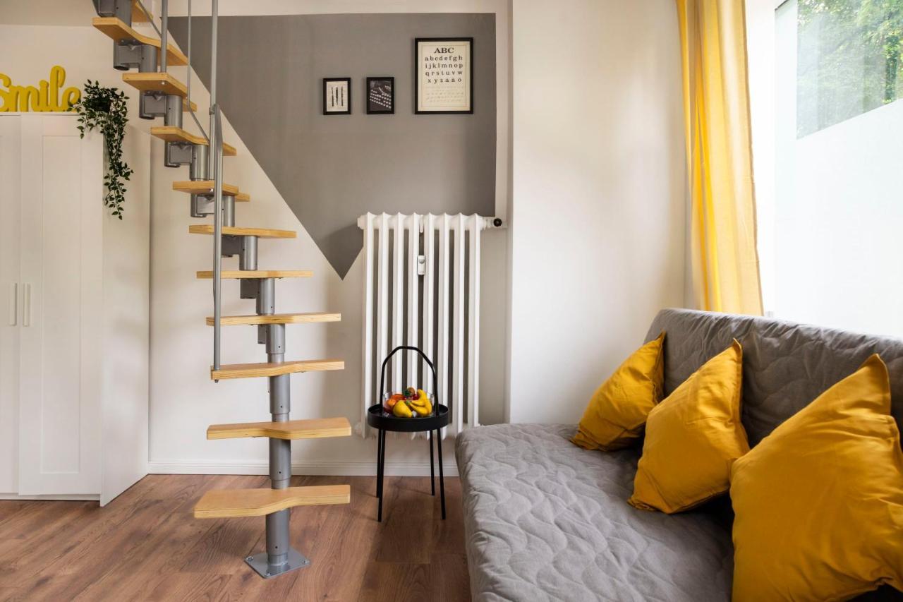 Homely Loft Style Apartment In Berlin Wilmersdorf ภายนอก รูปภาพ
