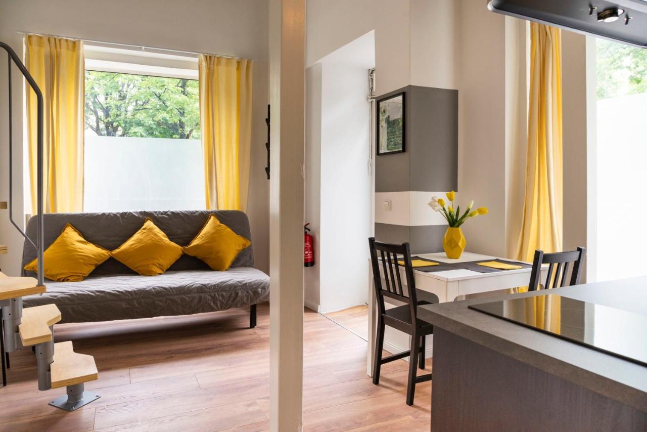 Homely Loft Style Apartment In Berlin Wilmersdorf ภายนอก รูปภาพ